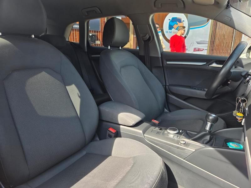Audi A3 Sportback 35 1.5 tfsi 150cv s-tronic S-LINE
