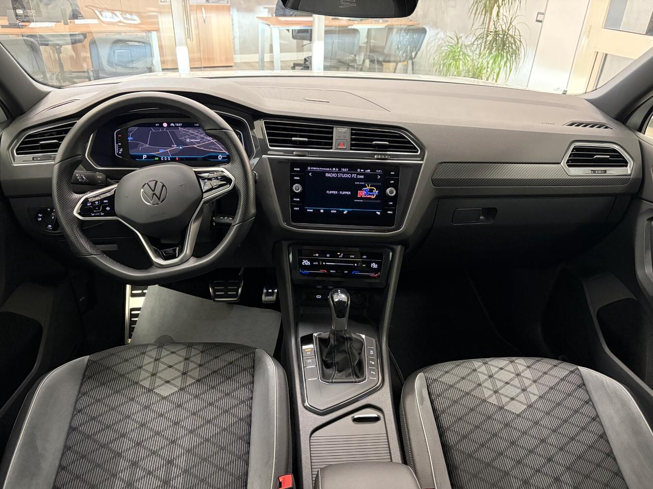 Volkswagen Tiguan 2.0 TDI 150 CV SCR DSG R-Line
