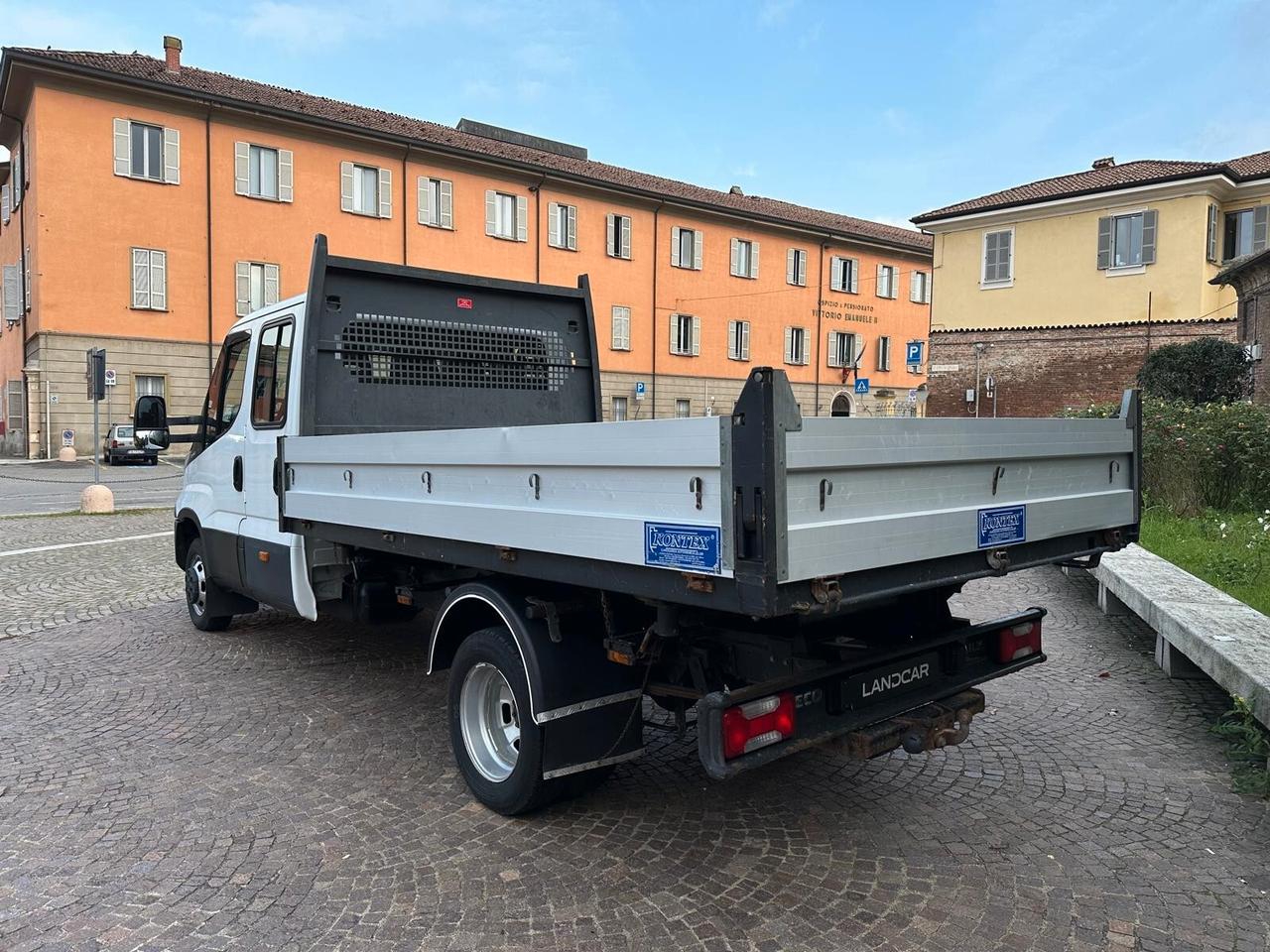 Iveco Daily 35S14D 2.3 HPT PM-Doppia cabina Cabinato Cassone ribaltabile trilaterale