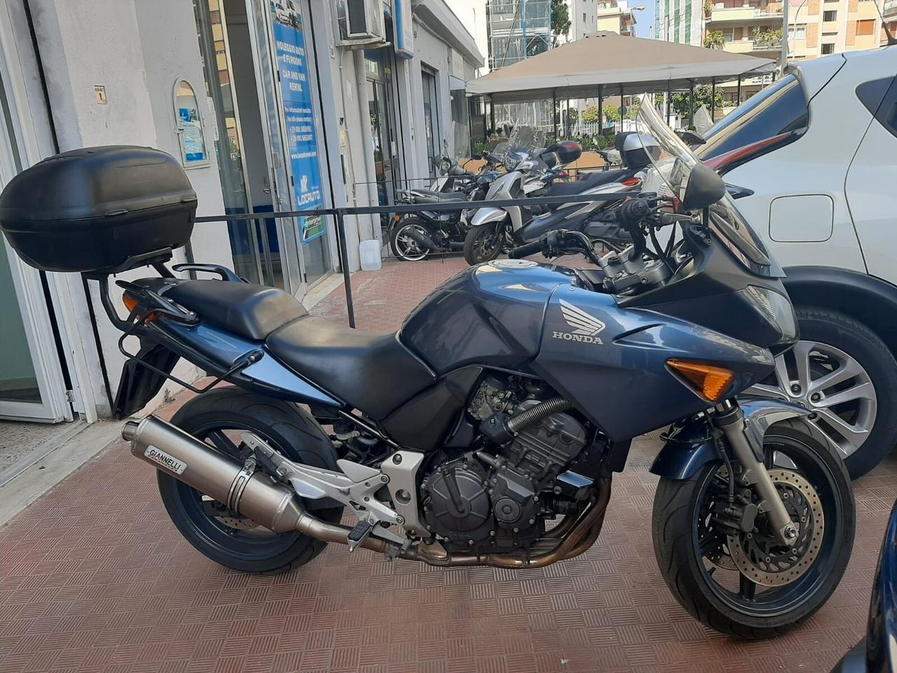 Honda CBF 600
