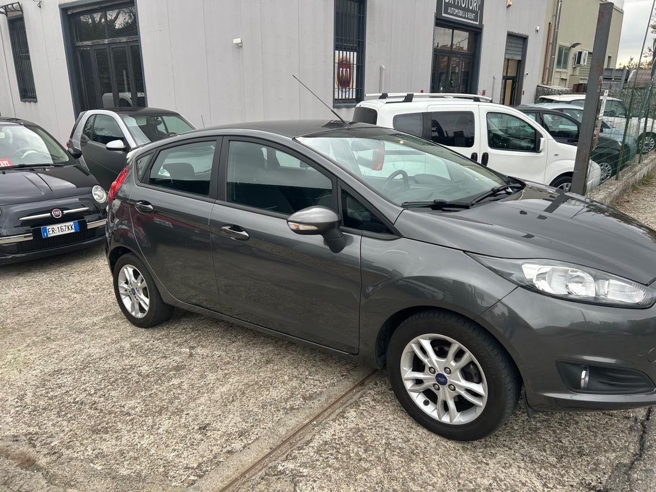 Ford Fiesta 1.5 TDCi 75CV 5 porte Business