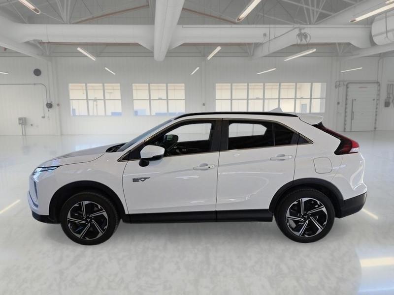 MITSUBISHI ECLIPSE CROSS 2.4 PHEV INSTYLE SDA PACK 0 AUTO SUV