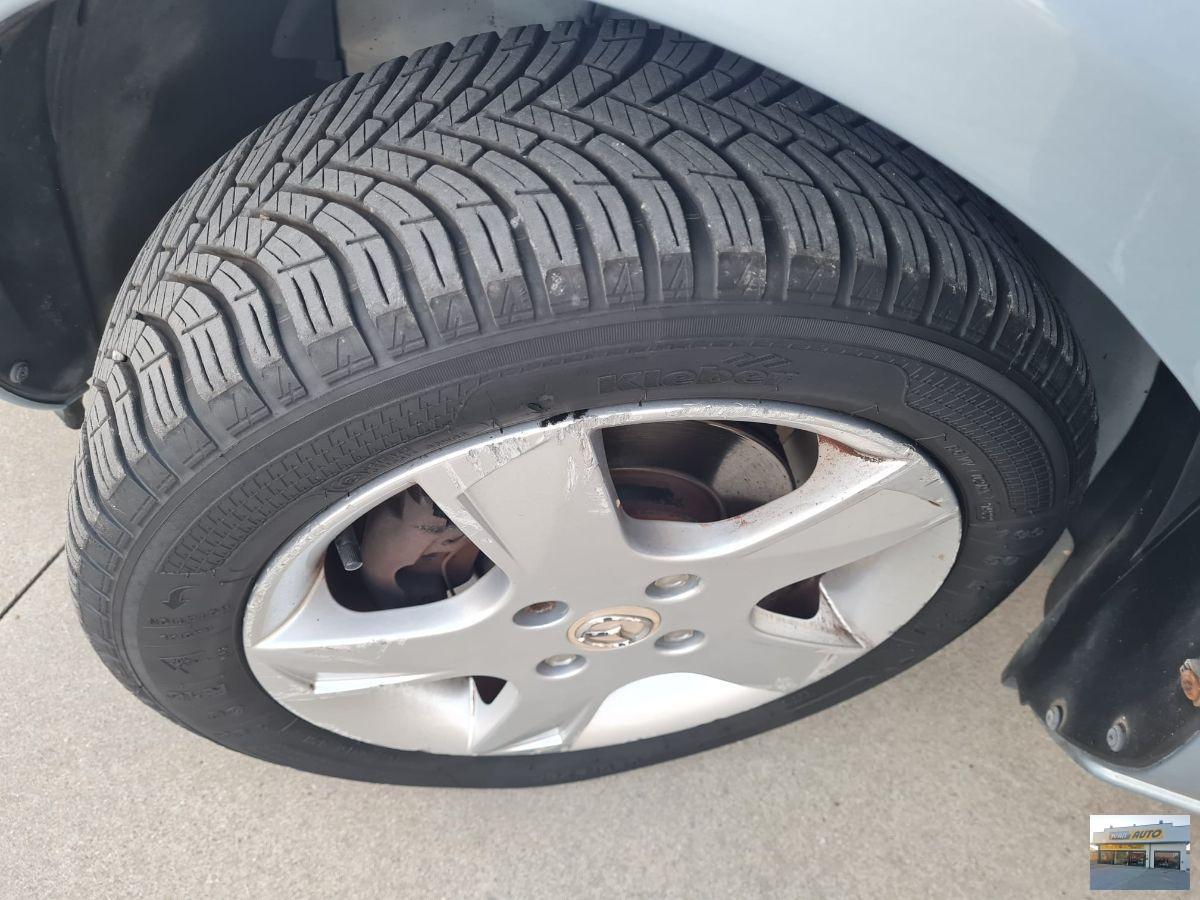 Mazda 2 1.2 Benzina-Neopatentati-60.000 Km.