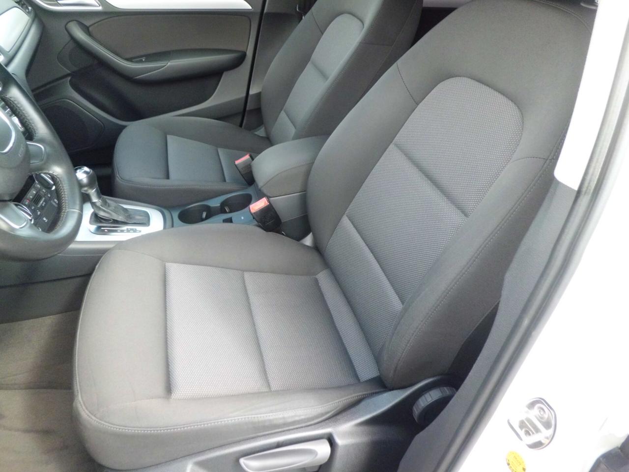 Audi Q3 2.0 TDI 120 CV S-LINE- STRONIC