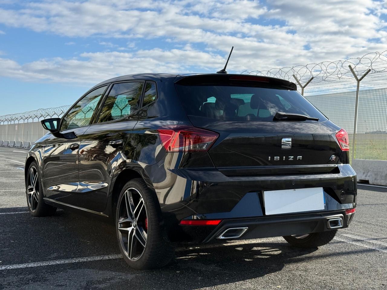 Seat Ibiza 1.5 BENZ 150 CV-FR-DSG-PERMUTABILE