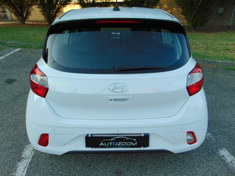 HYUNDAI i10 3ª serie i10 1.0 MPI AT Connectline