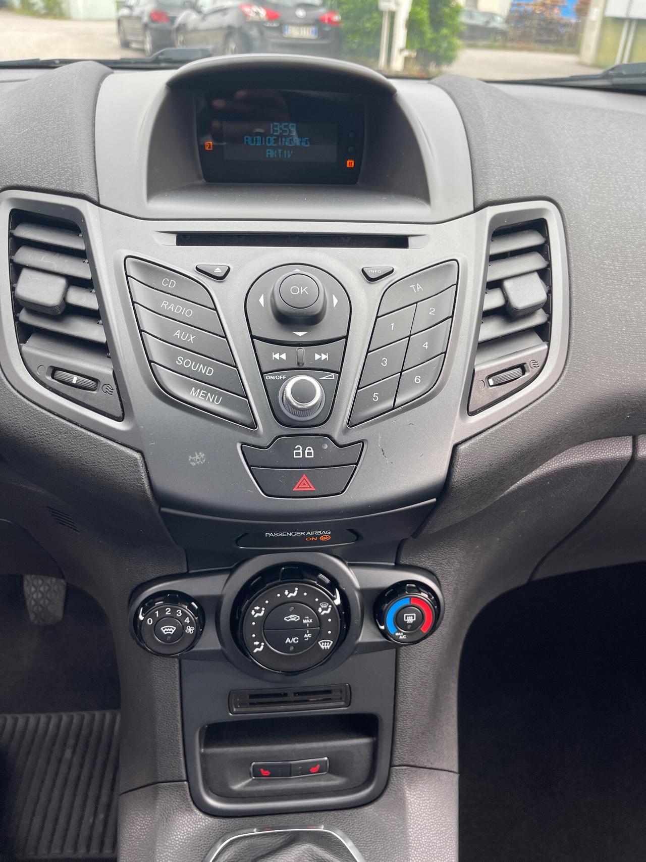 Ford Fiesta 1.0 80CV 5 porte Neopatentati