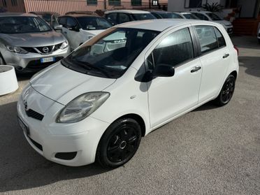 Toyota Yaris 1.0 5 porte Sol 140.000 km