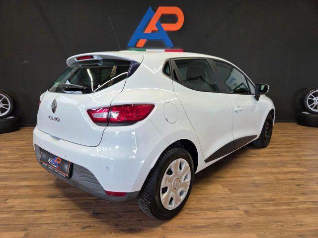 RENAULT Clio 1.2 75CV GPL 5 porte Costume National
