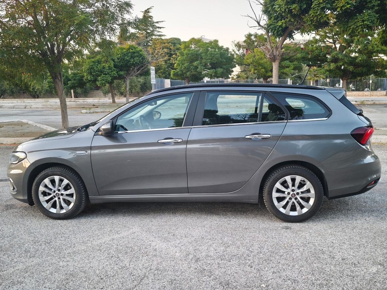 Fiat Tipo 1.6 Mjt 120cv S&S DCT SW S-Design
