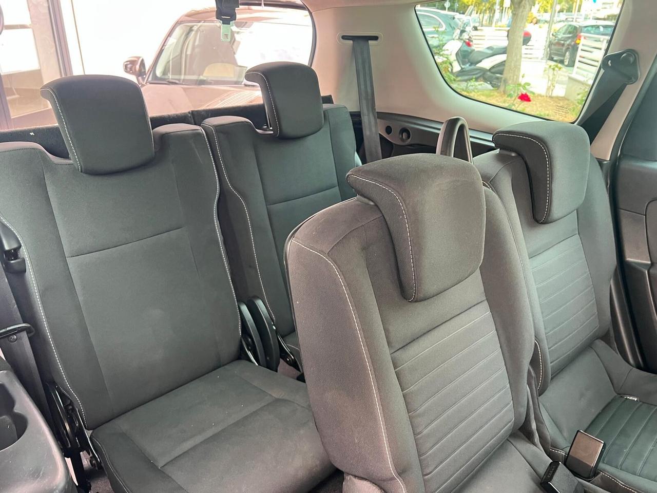 RENAULT SCENIC 1.5 dCi 110cv ENERGY 7 POSTI