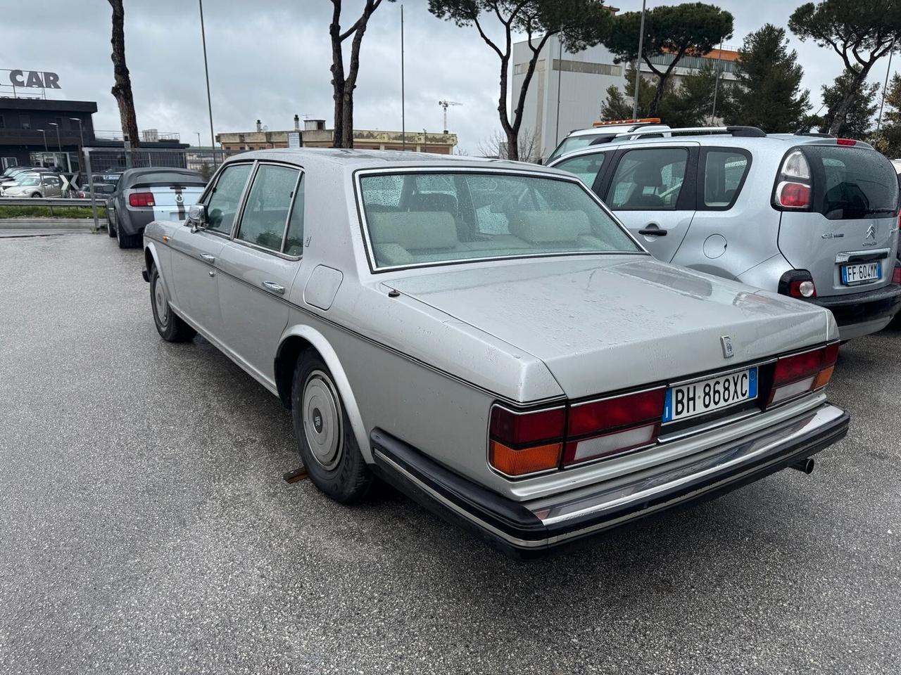Rolls Royce Silver Spirit