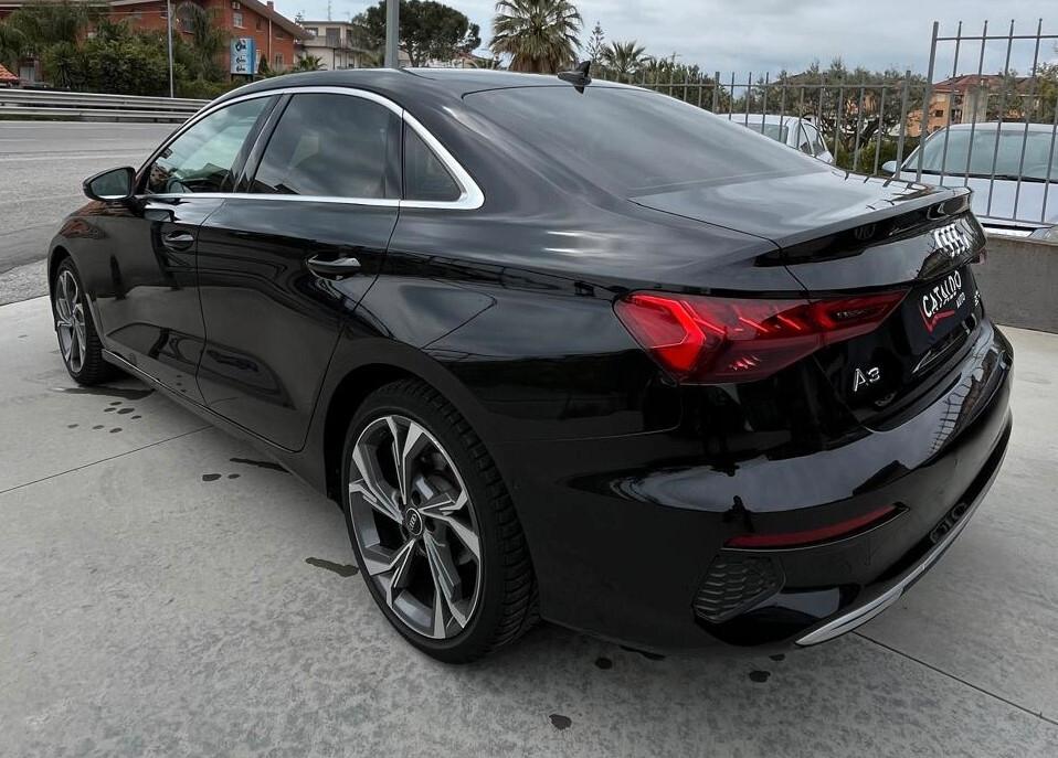 Audi A3 Sedan 35 TDI S tronic line edition