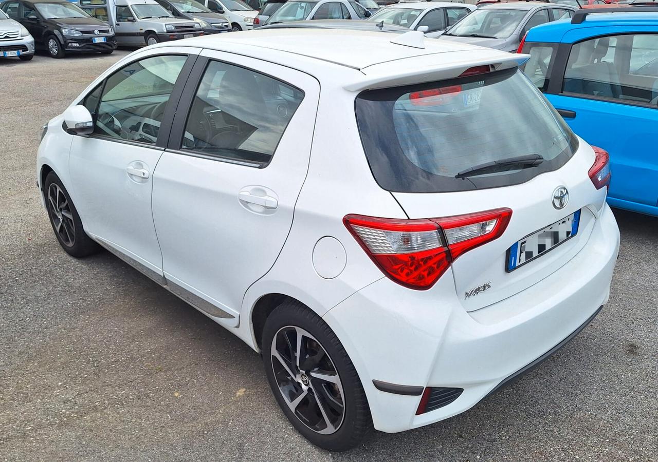 Toyota Yaris 1.0 Lounge SOLO KM 38MILA