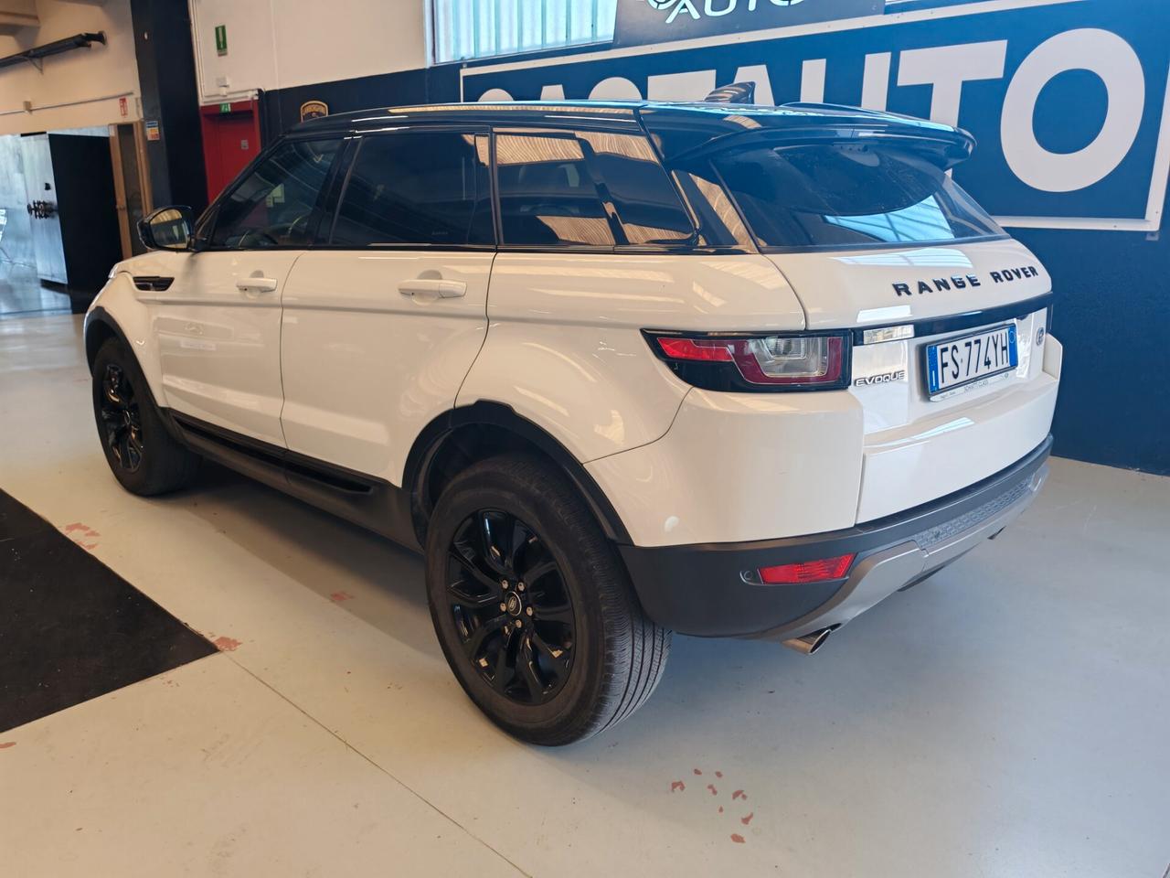 Land Rover Evoque 2.0 150 CV 5p. SE Dynamic