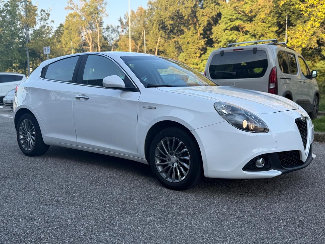 Alfa Romeo Giulietta 1.6 JTDm 120 CV*Neopatentati*Cerchi*