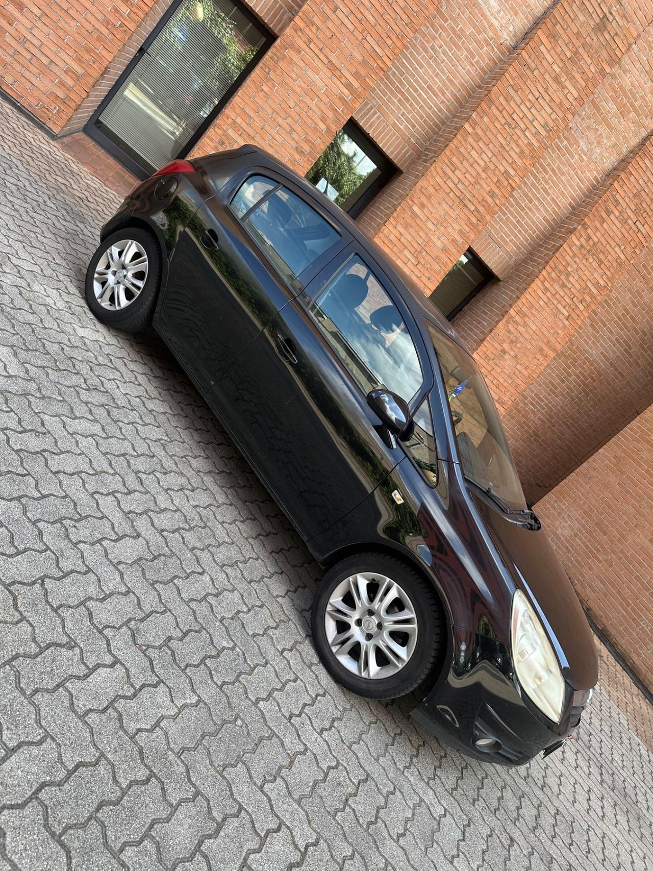 Opel Corsa 1.2 5 porte Easytronic Enjoy