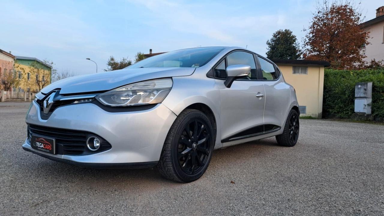 Renault Clio 1.2 16V 5 porte GPL Yahoo!