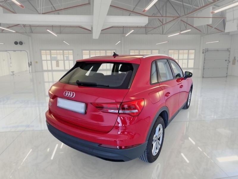AUDI Q3 35 TDI S tronic Business