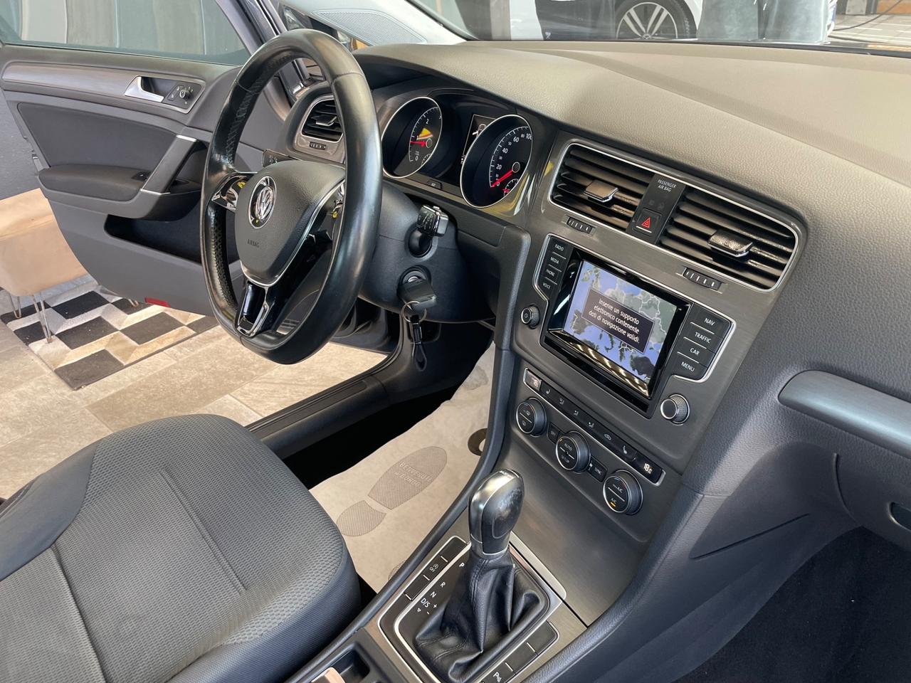Volkswagen Golf 2.0 TDI DSG 5p. Highline BlueMotion Technology