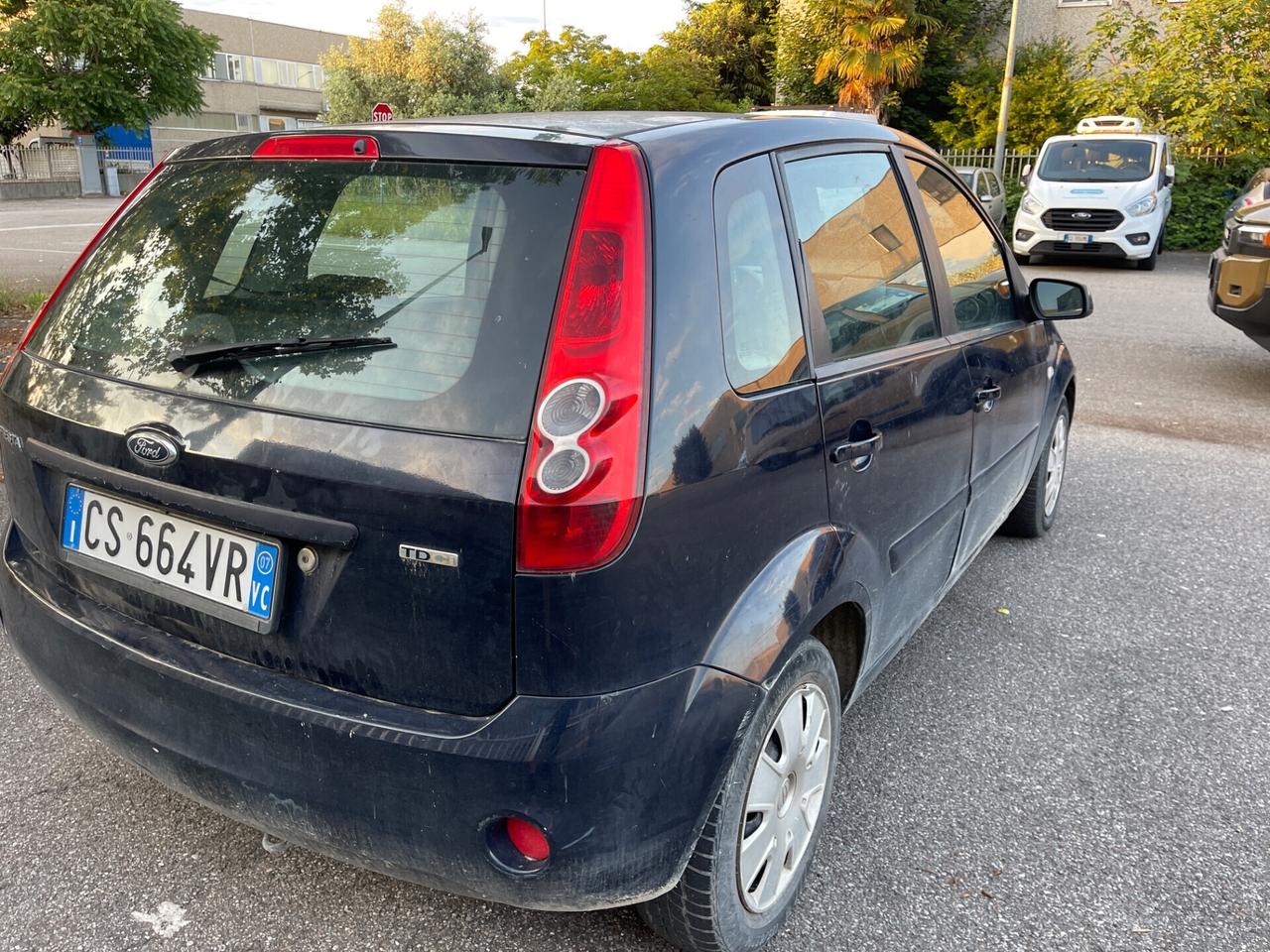 Ford Fiesta 1.4 TDCi 5p. PER COMERCIANTI