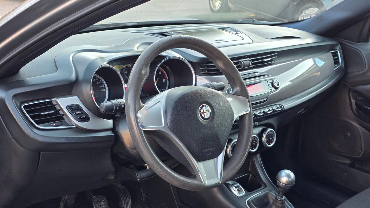 Alfa Romeo Giulietta 1.6 JTDm-2 105 CV Exclusive