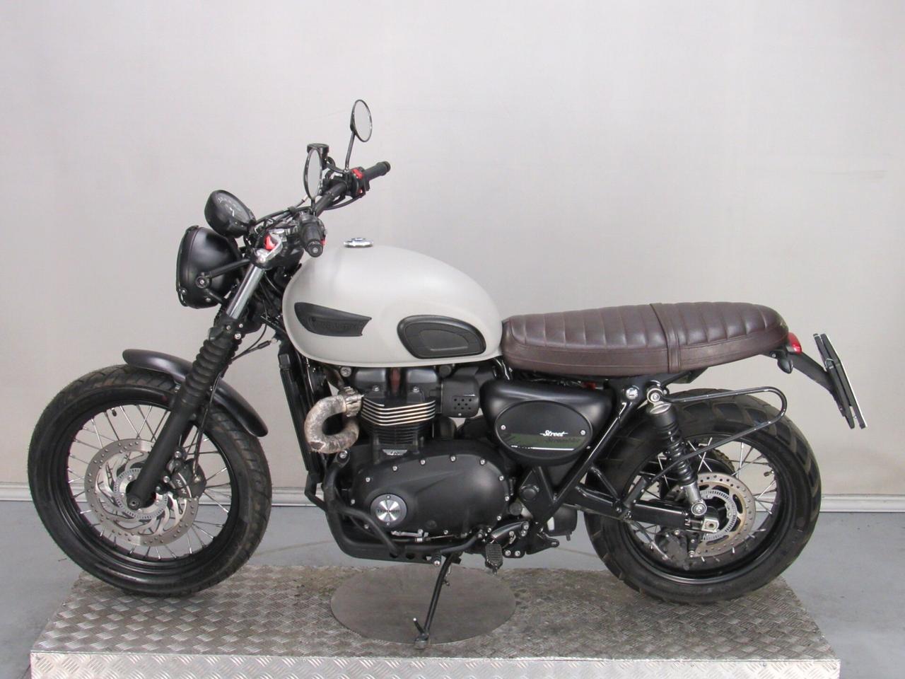 Triumph Street Scrambler ABS VANCE & HINES