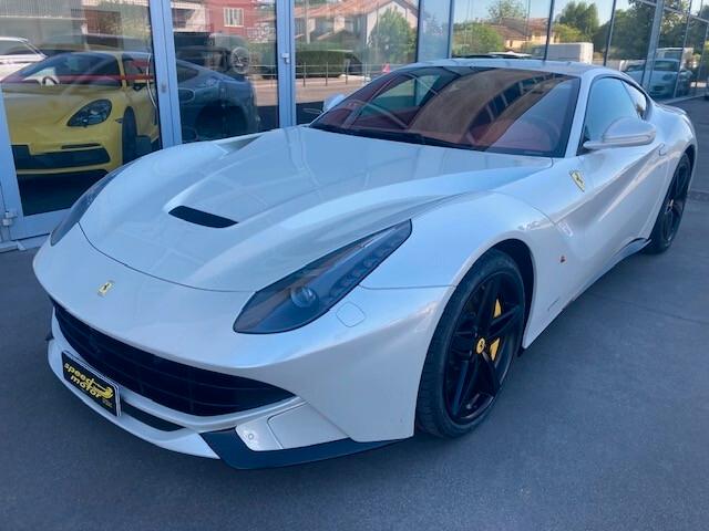 Ferrari F12 F12berlinetta