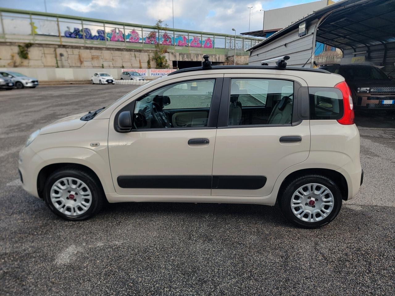 Fiat Panda 1.2 lounge SOLO 29 MILA KM ORIGINALI