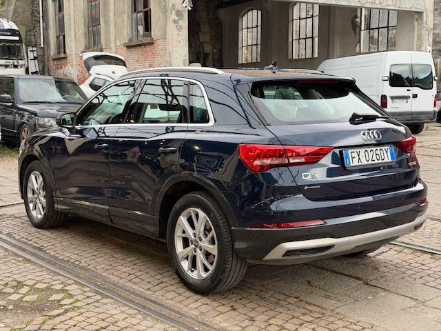 AUDI Q3 2.0 TDI 150 CV Business