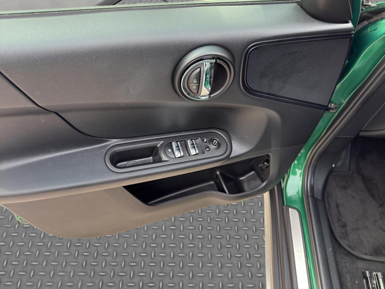 Mini Cooper Countryman 1.5 116cv automatica 2021