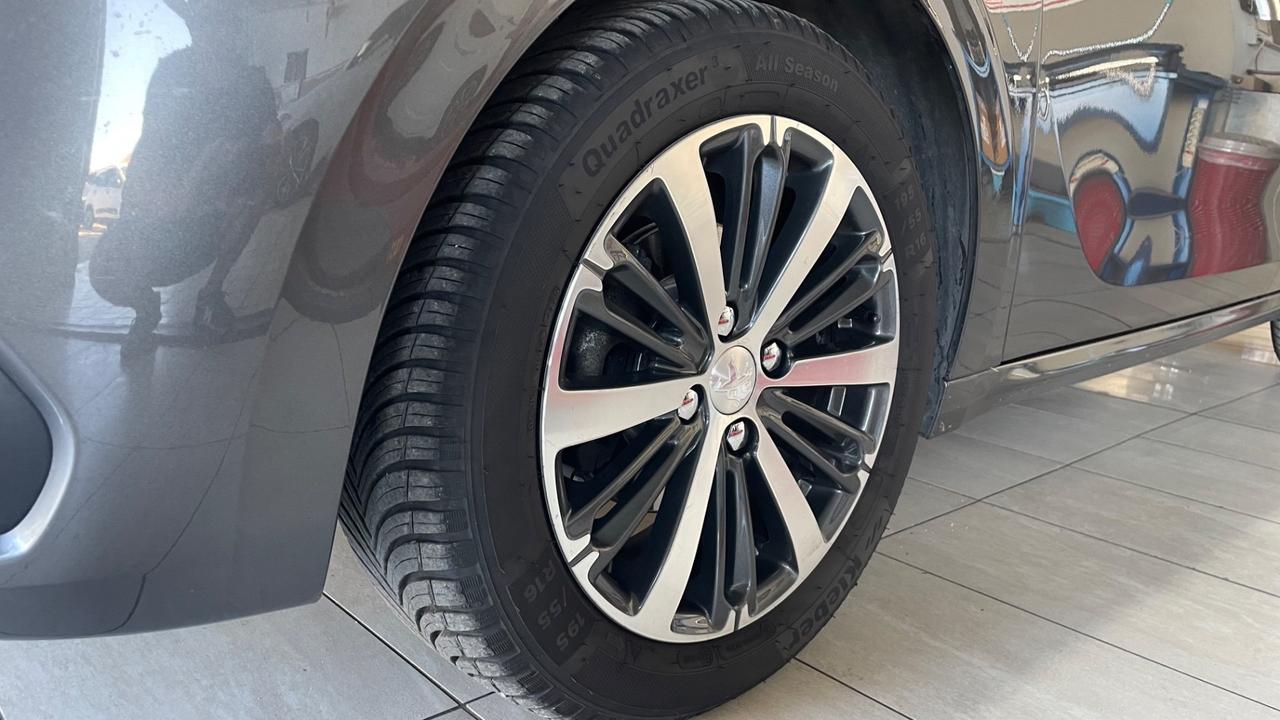 Peugeot 208 BlueHDi 75 5 porte Allure