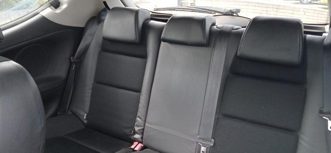 Peugeot 207 1.6 8V HDi 112CV 3p. Allure