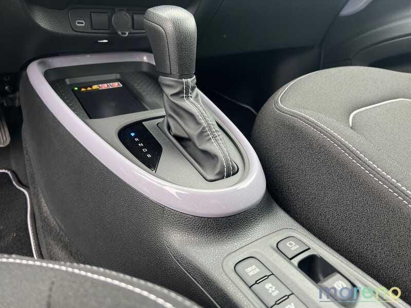 Toyota Aygo X 1.5 hybrid Icon e-cvt