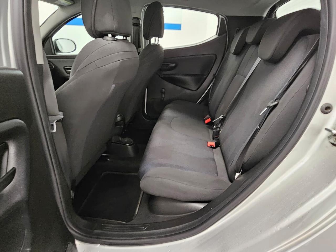 Lancia Ypsilon 1.2 69 CV 5 porte S&S Platinum - Unico proprietario