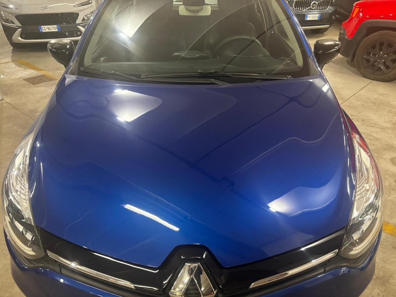 RENAULT Clio Sporter 1.5 dci Moschino Zen 75cv