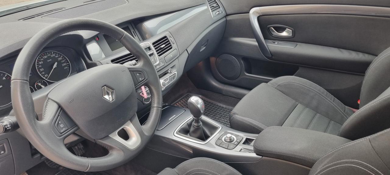 Renault Laguna Coupé 2.0 dCi 150CV Wave Edition