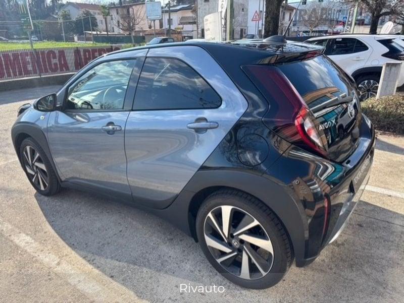 Toyota Aygo X 1.0B (72 CV) Lounge S-CVT