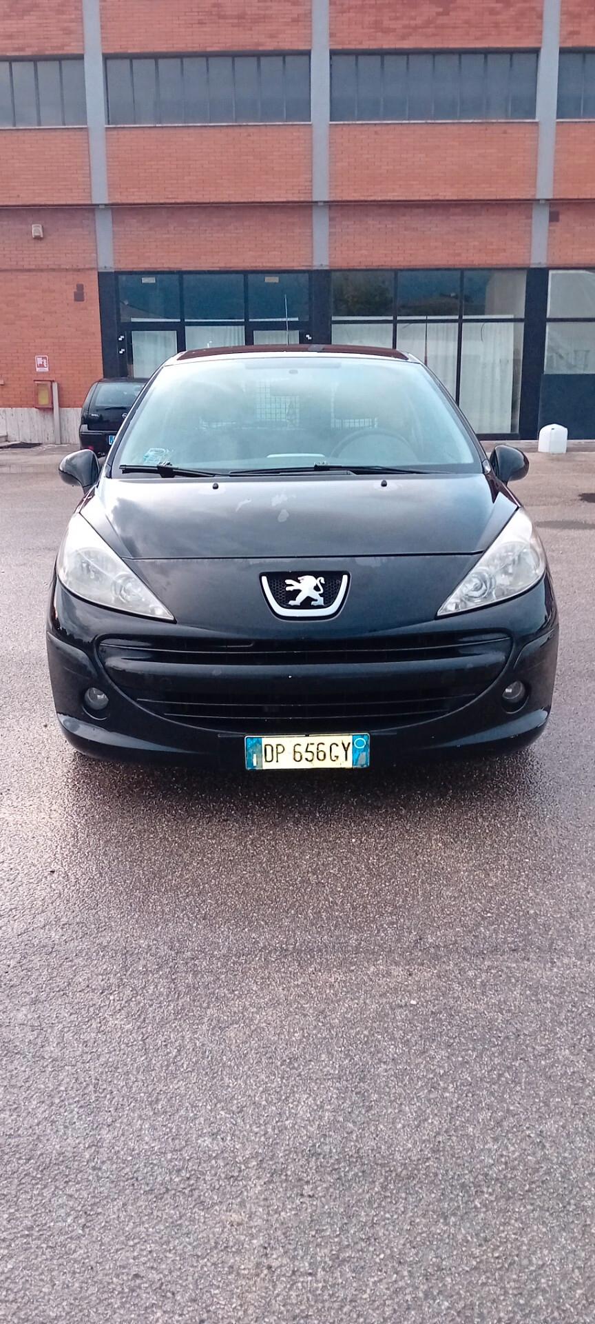 Peugeot 207 1.4 8valvole metano vann