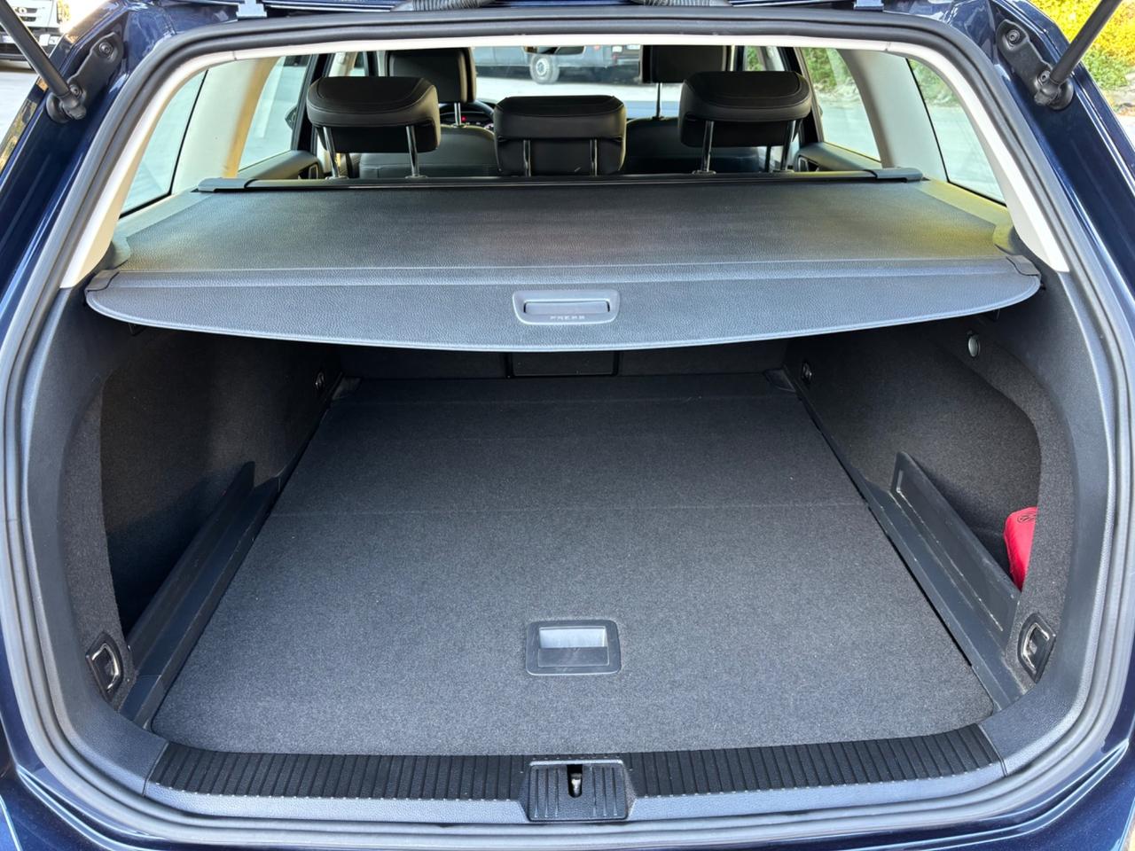 VW PASSAT VARIANT 2.0TDI 150cv HIGHLINE PERFETTA