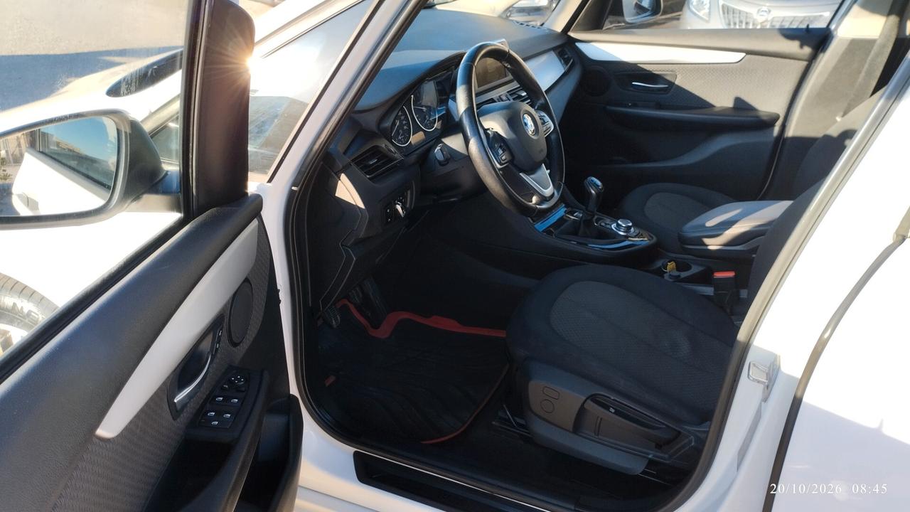 Bmw 2er Active Tourer 214d Luxury