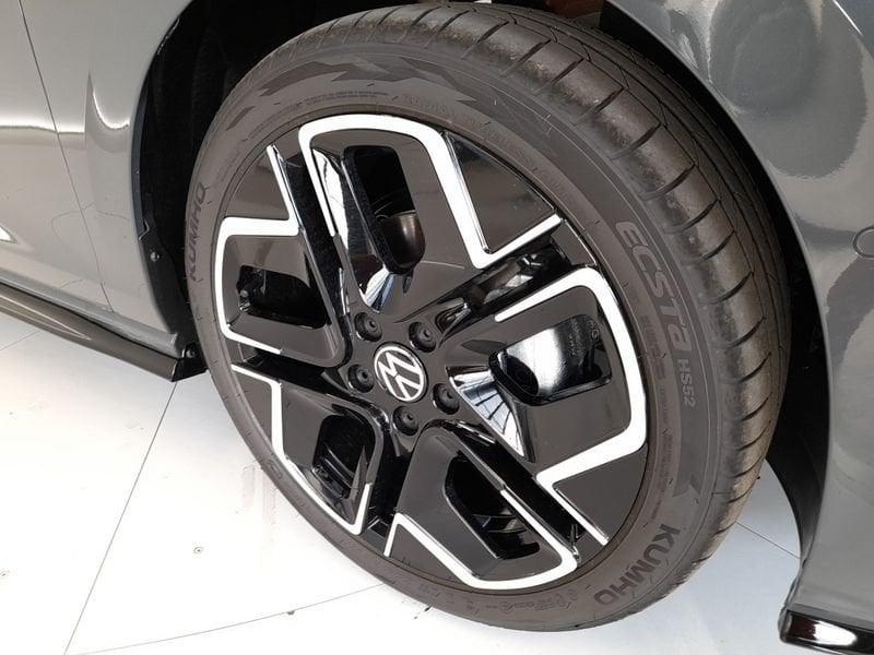Volkswagen Golf 1.5 eTSI ACT R-Line Plus DSG