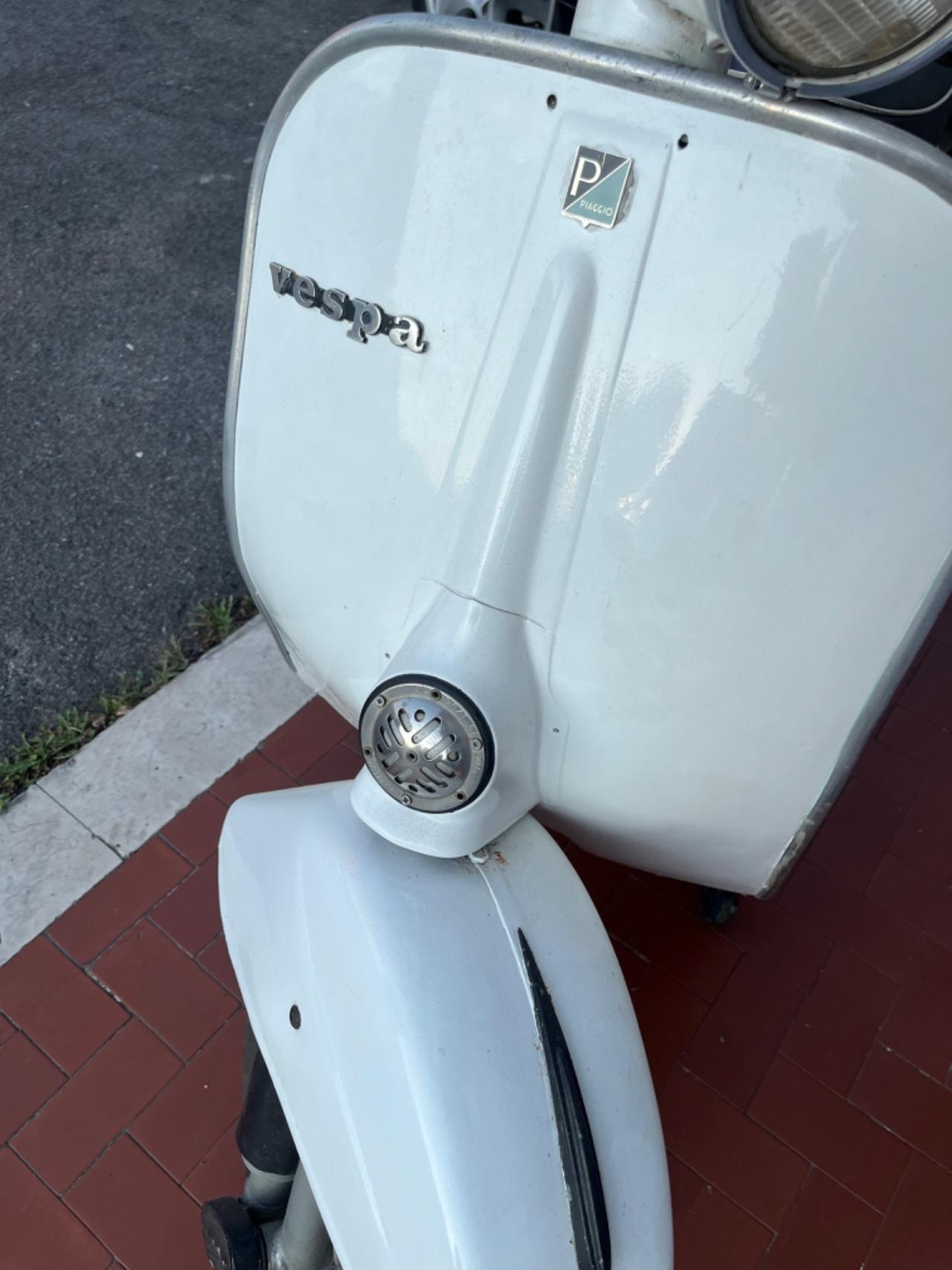 Piaggio Vespa 50 3 marce faro tondo