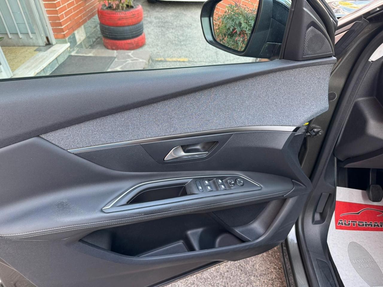 Peugeot 3008 1.5 BlueHDi 130 S&S Allure