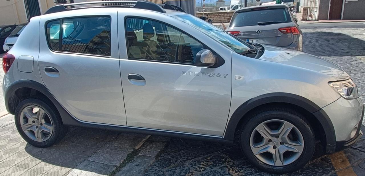 Dacia Sandero Stepway 1.5 Blue dCi 95CV 15th Anniversary