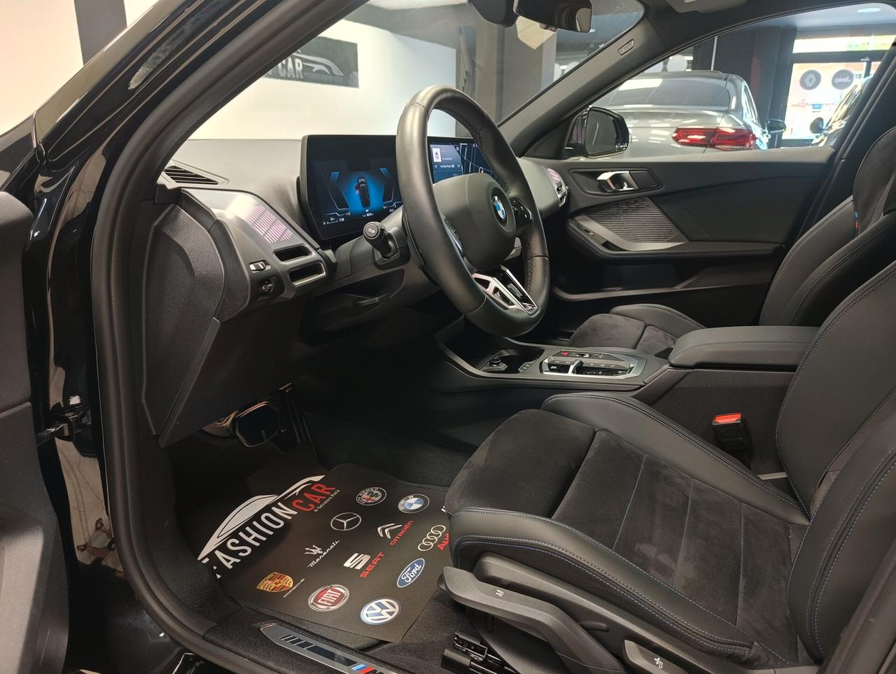 Bmw 118 118d 5p. Msport