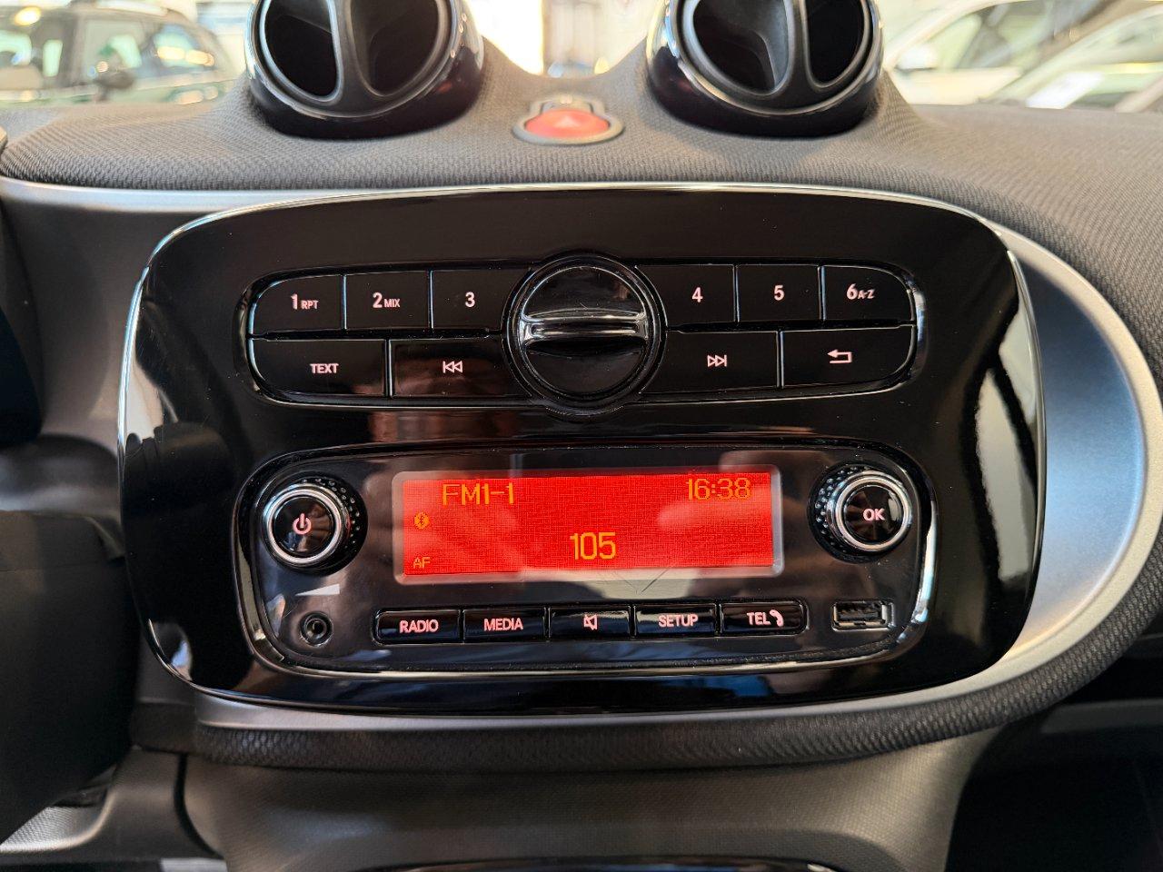 Smart fortwo coupe electric drive Passion
