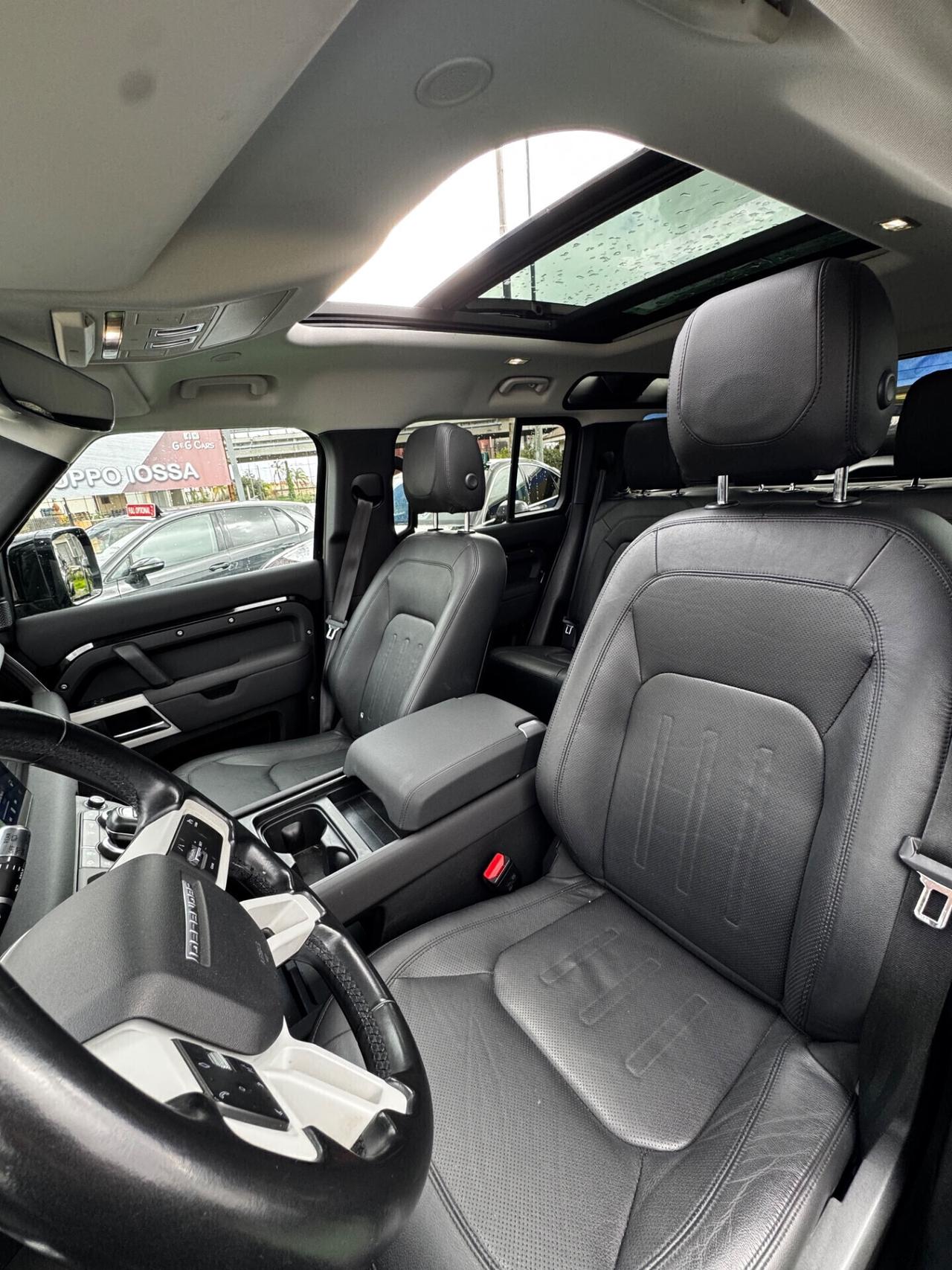 Land Rover Defender 110 3.0D I6 200 CV AWD Auto X-Dynamic+Tetto