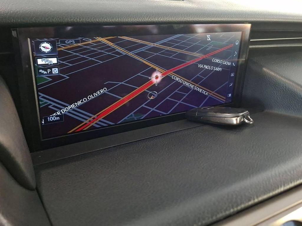 Lexus IS 300 300 2.5 Hybrid F-Sport CVT