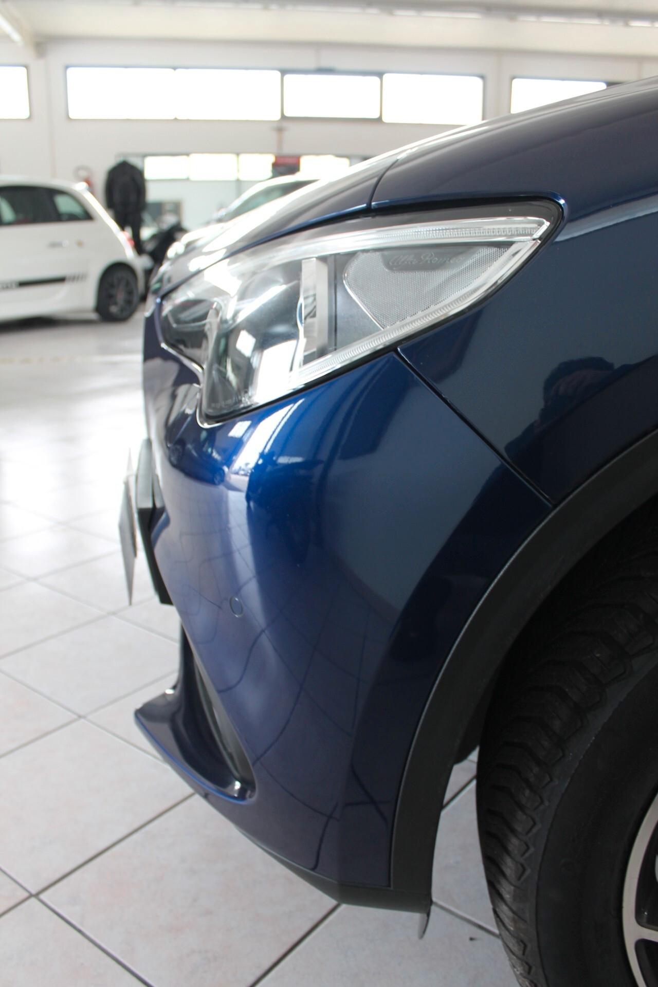 Alfa Romeo Stelvio 2.2 Turbodiesel 190 CV AT8 Q4 Super